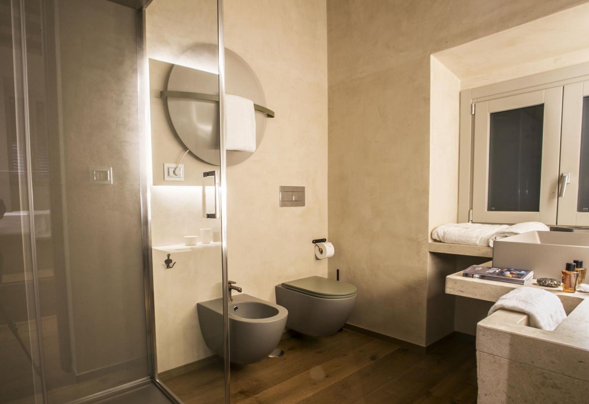 Edward Rooms & Wellness B&B Trani Quarto foto