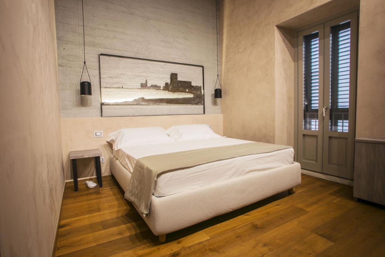 Edward Rooms & Wellness B&B Trani Exterior foto