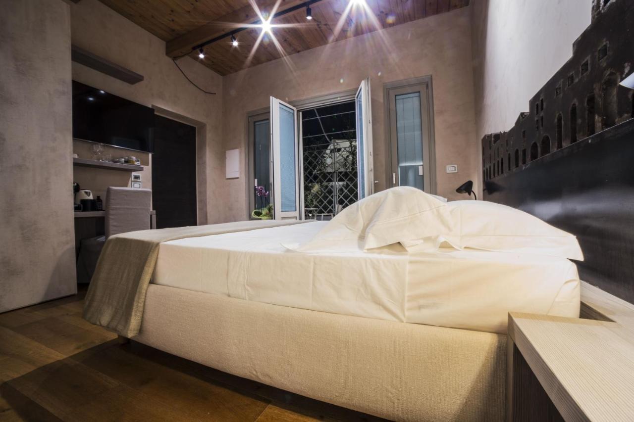 Edward Rooms & Wellness B&B Trani Exterior foto